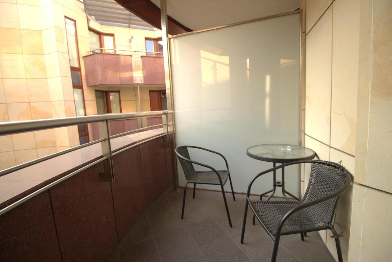 Happy Apartments - Just In Center Breslavia Exterior foto
