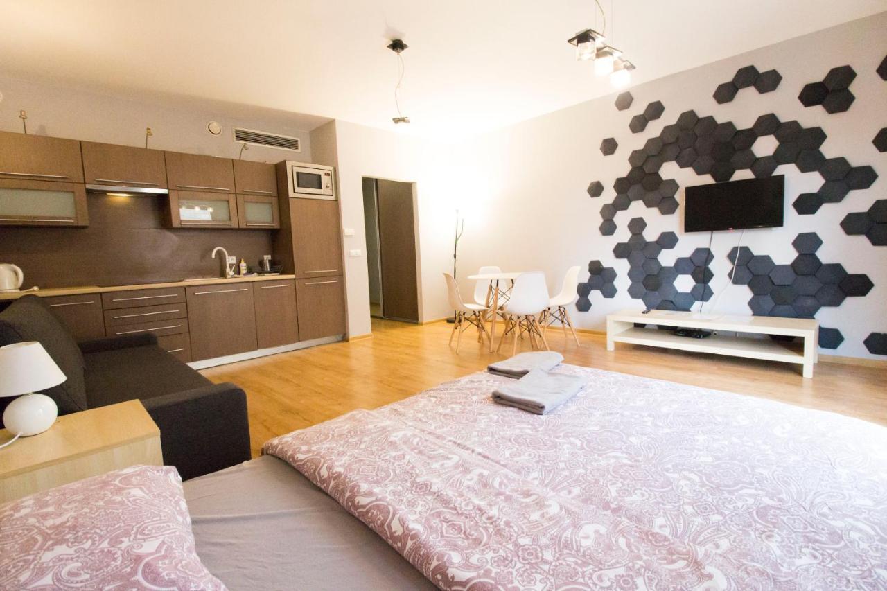 Happy Apartments - Just In Center Breslavia Exterior foto